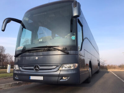 Оренда автобуса Mercedes Tourismo 53 місця