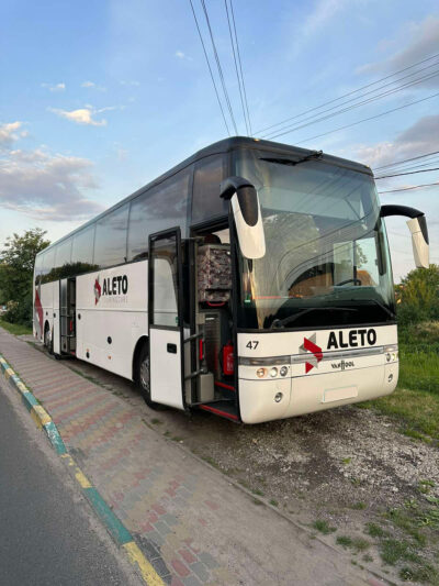 Оренда автобуса Vanhool Acron 59 місць
