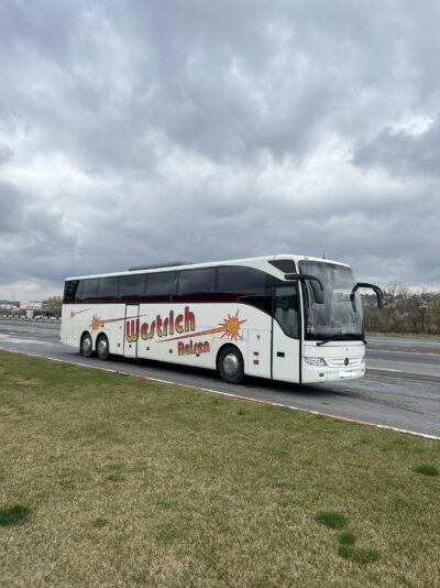 Оренда автобуса Mercedes Tourismo 61 місце